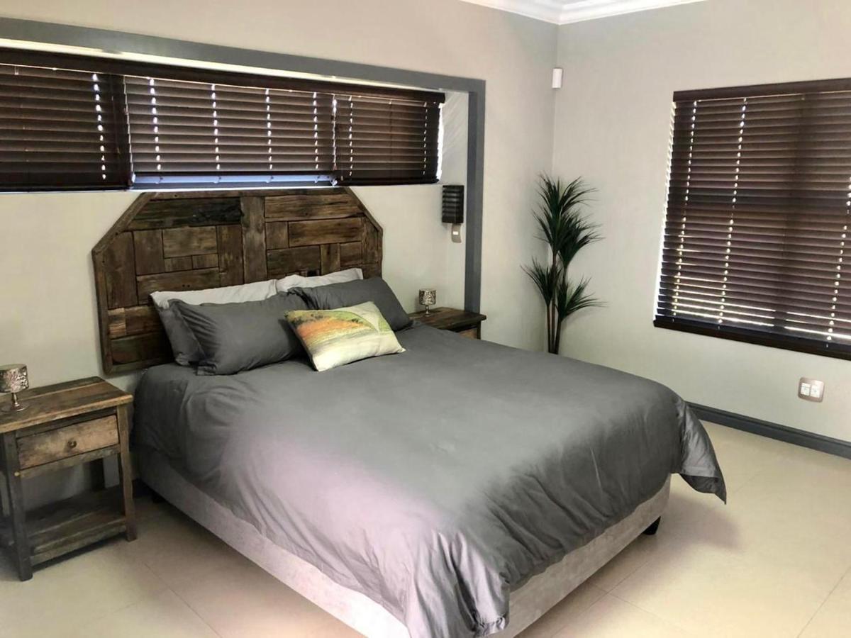 Steenbokkie Holiday Home 랑게바안 외부 사진